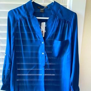 NWT GORGEOUS ELLISON 3/4 SLEEVE BUTTON TOP SMALL